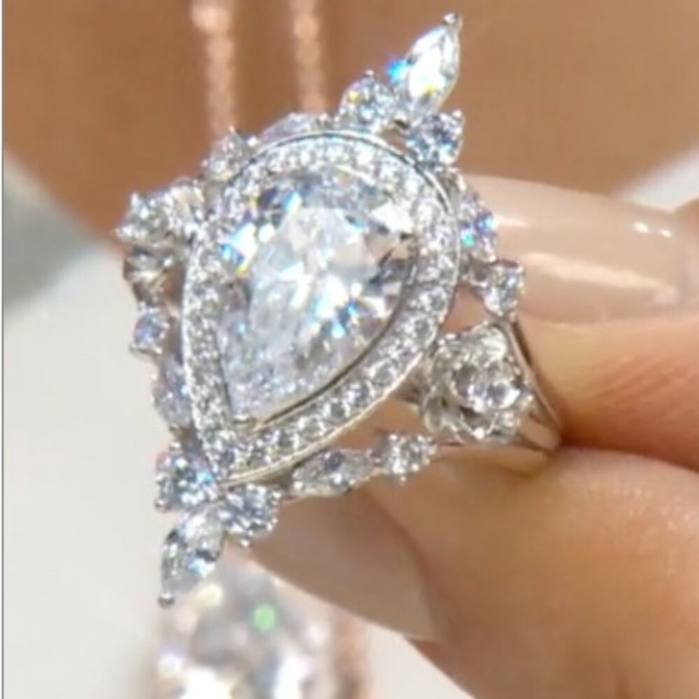 Gorgeous Vanna K Platineve Sterling Silver Ring Pear Floral Ring